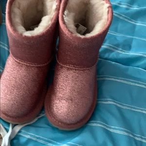 Ugg toddler boots